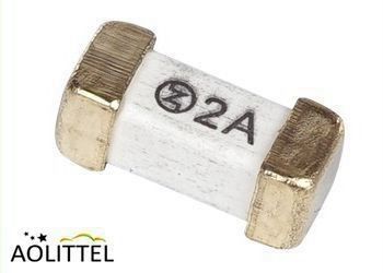 o fio 6125 2410 1808 no ouro lento da ligação do sopro do fusível 250V 2A da montagem de Suface do atraso de tempo de antena chapeou