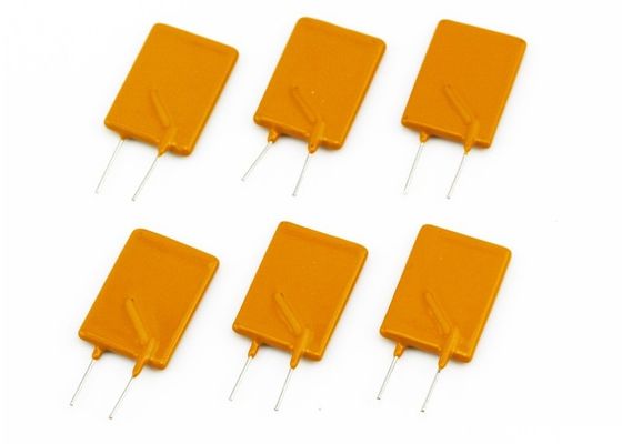 A linha tensão avaliou o fusível Resettable radial TRM075 0.75A 240V dos dispositivos LVR075S-2 PTC para reatores da iluminação do diodo emissor de luz