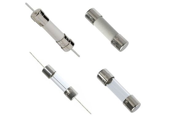 Fusível deatuação com saídas axiais 1.25A do tubo de vidro do certificado japonês 5x20 milímetro F de PSE com baixa capacidade de quebra