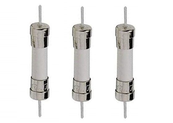 Sopro lento cerâmico cilíndrico de quebra alto da relação 10A 250V 6x30mm do fusível do tubo do tempo de atraso da capacidade 6.35x32mm para iluminar-se