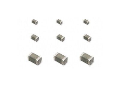 Varistor de óxido metálico Multilayer métrico MVR0603-8R0G da microplaqueta da montagem MLV MLCV SMD 1608 de superfície 8V 30A para a proteção do impulso