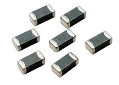 Indutores Multilayer condutores altos da microplaqueta do grânulo de ferrite da bobina de Q 0402 0603 0805 1206 1-300mA 0.047-100uH atual Inductanc