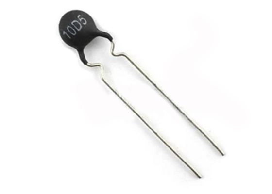 Através da microplaqueta MF72 10D-5 10Ohm 5mm do termistor do poder NTC do furo 0.7A lançam o resistor negativo do coeficiente de temperatura 6mW de 5mm