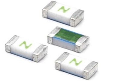 Fusível de superfície rapidamente de atuação 06D 250mA-5A 32V da montagem UL248-1 1608 com o 35A de avaliação de interrupção 50A