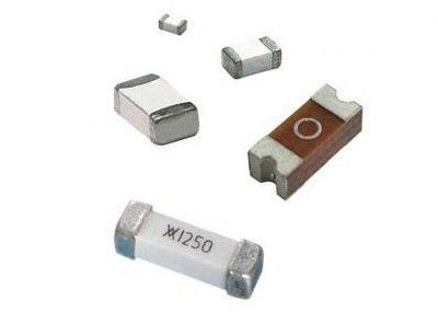 do pacote cerâmico da microplaqueta de 1.6x0.8 milímetro 0603 fusível alto CQ06LT 32V 1-8 ampère do dispositivo SMD da montagem da superfície do intervalo do Inrush para o teste Equi