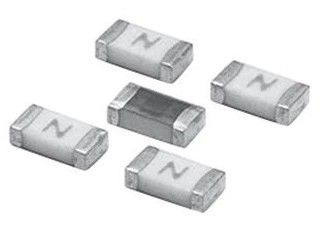 do pacote cerâmico da microplaqueta de 1.6x0.8 milímetro 0603 fusível alto CQ06LT 32V 1-8 ampère do dispositivo SMD da montagem da superfície do intervalo do Inrush para o teste Equi